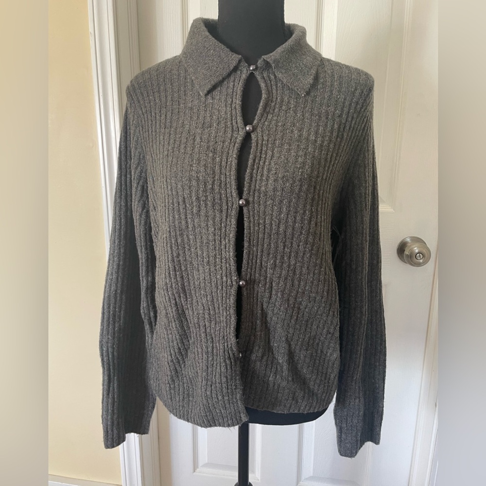Abercrombie & Fitch sweater